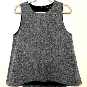 Banana Republic M layering top vest style adorable over white button up EUC